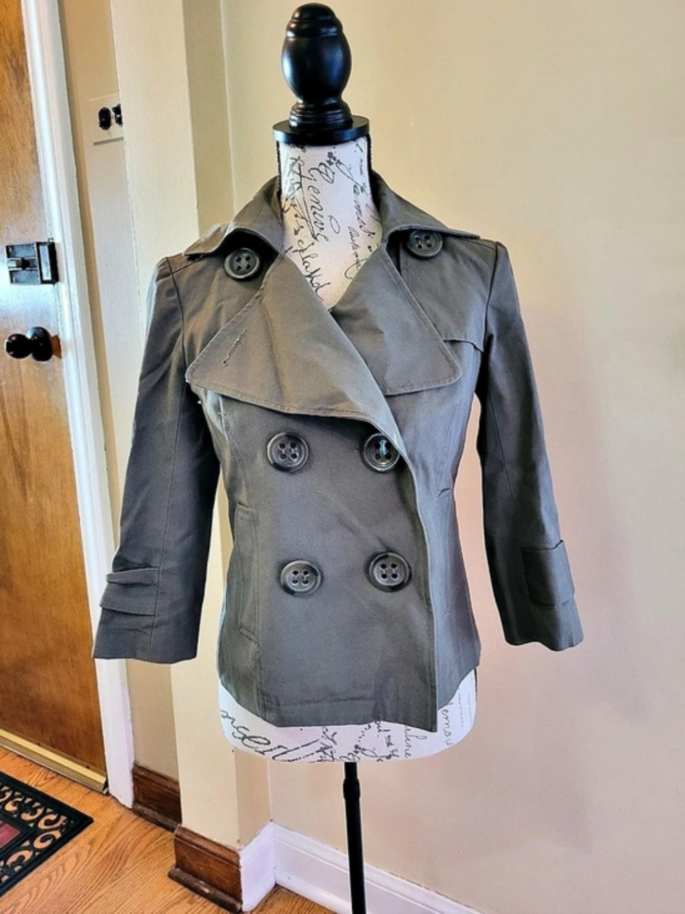Urban Behavior Double-Breasted Trench Jacket in Gray Size Small